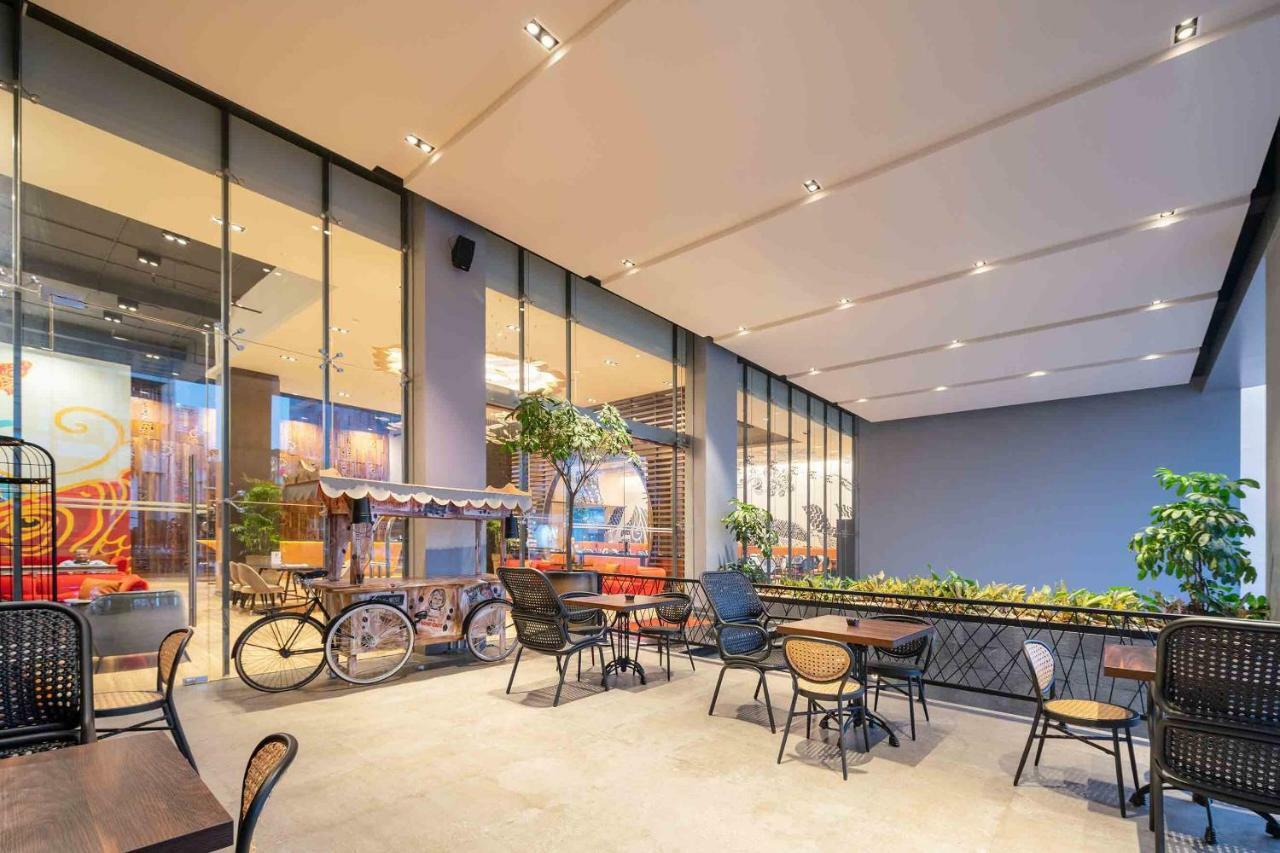 Luminor Hotel Jakarta Kota By Wh Luaran gambar